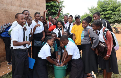 PLCM promove Educação Ambiental e Arte Sustentável na Escola Secundária de Sussundenga